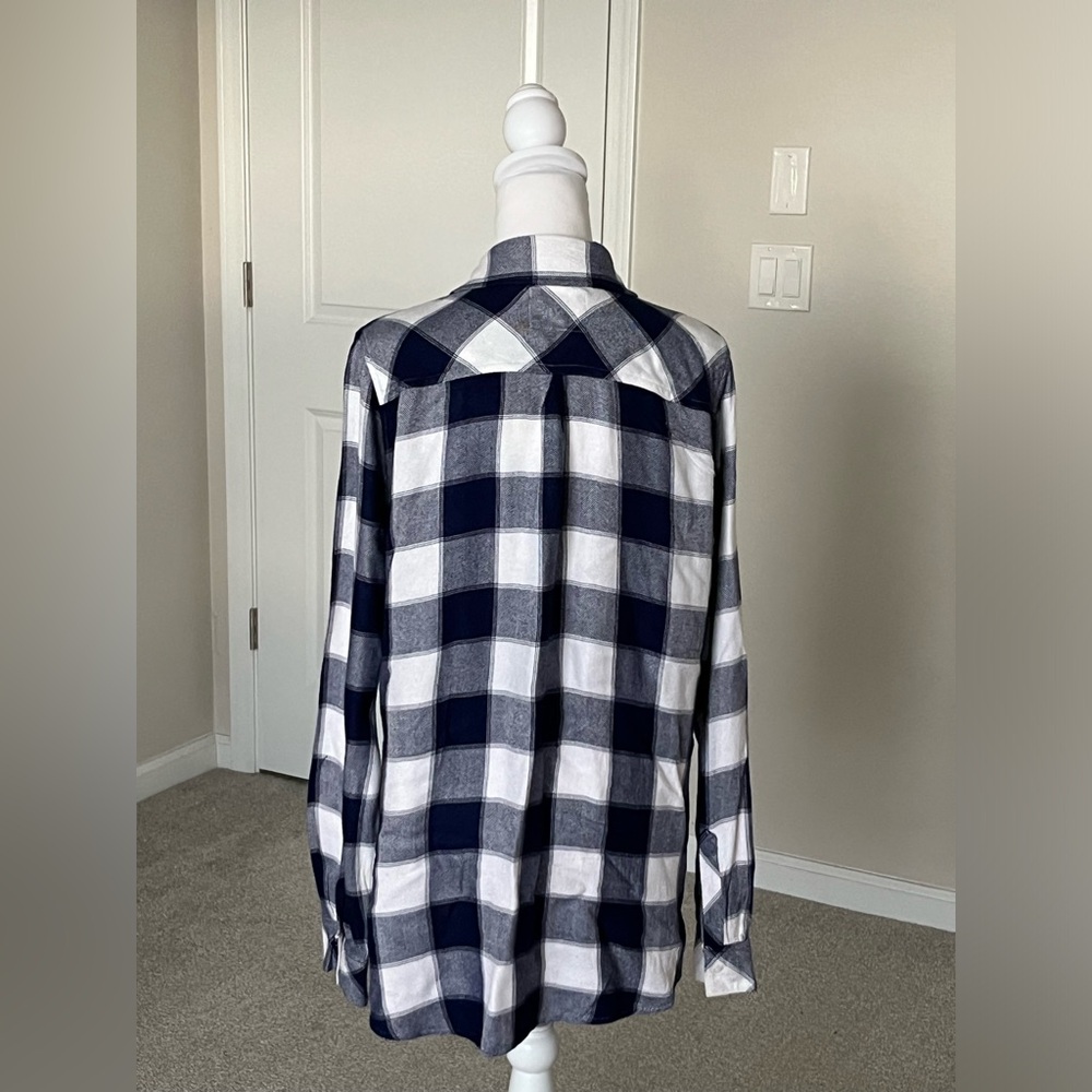 Euc Rails Navy And White Rails Long-Sleeve Button… - image 2